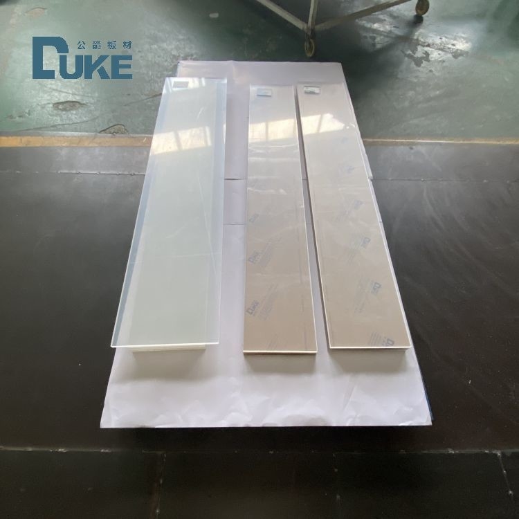 Anti Yellowing Customized Clear Acrylic Sheet Thick PMMA Panel For Outdoor Window CNC Cutting 10mm