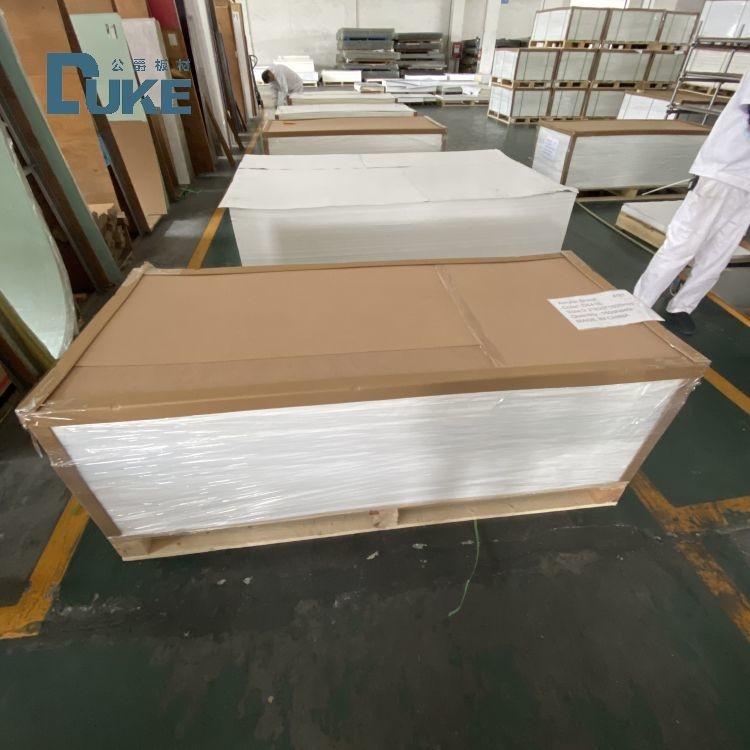 DUKE Sanitary Grade Anti-Mold 3mm White PMMA Bathtub Customizable Cast Acrylic Sheet PE 5mm 8mm Customizable Cutting Service