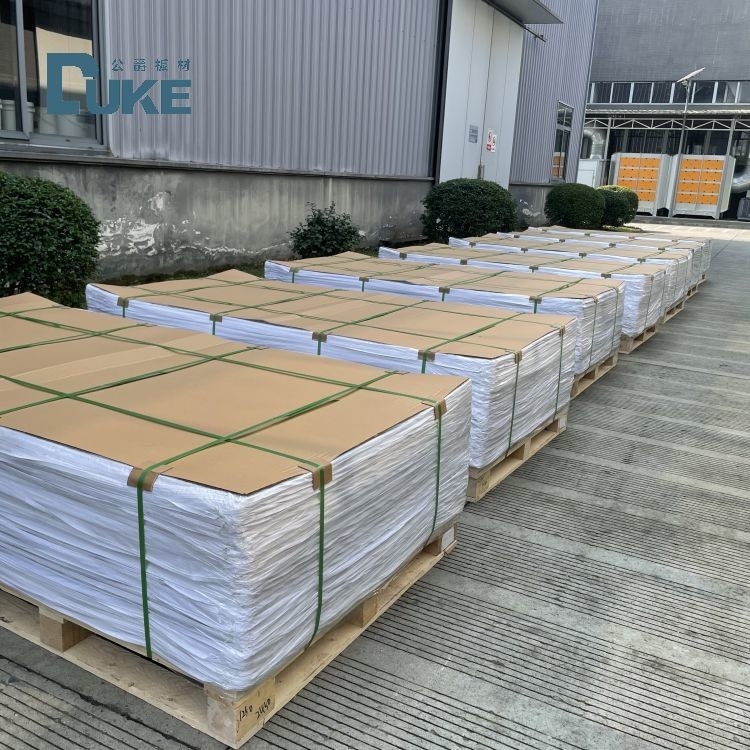DUKE Sanitary Grade Anti-Mold 3mm White PMMA Bathtub Customizable Cast Acrylic Sheet PE 5mm 8mm Customizable Cutting Service