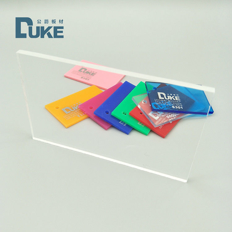 Standard Size 92% High Light Transmission Clear Plexiglass Panel with Custom Laser Cutting Service for Display